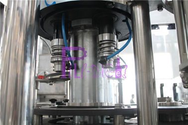 Máquina de engarrafamento do molho de soja 3000BPH com o tanque do equilíbrio da preservação do calor