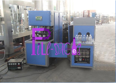 Máquina de sopro da garrafa semi automática do suco para produzir garrafas resistentes ao calor