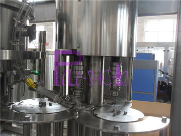 Controle 3 do PLC em 1 máquina de enchimento carbonatada da bebida para garrafas do ANIMAL DE ESTIMAÇÃO