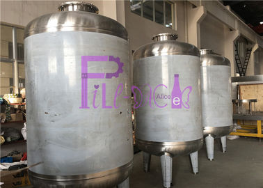 fibra de vidro 12TPH que abriga o sistema do tratamento da água do RO com o tanque de armazenamento asséptico da água