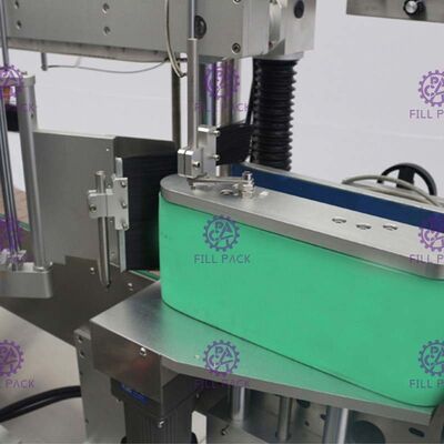 O dobro tomou partido máquina de etiquetas da etiqueta para a precisão de vidro da garrafa de cerveja +/- 1mm