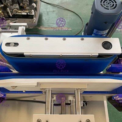 única máquina de etiquetas lateral do esparadrapo 1800bph para a garrafa redonda pequena