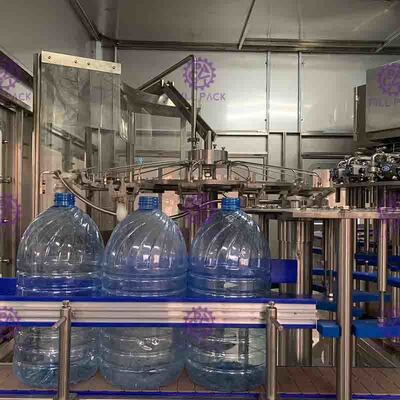 Máquina de enchimento vertical de enchimento da garrafa plástica da planta da água potável da capacidade alta