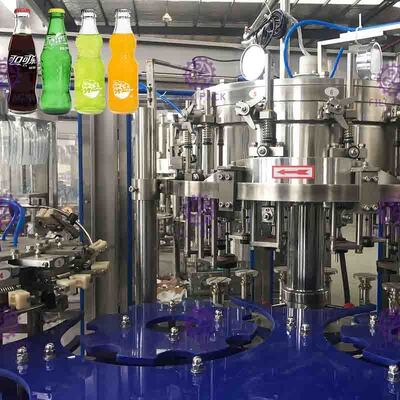 PET o vidro plástico 3 em 1 máquina de engarrafamento do vinho da água gasosa/equipamento/linha/planta/sistema Monobloc