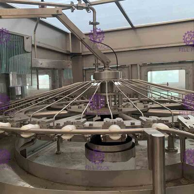 Bebida da máquina de enchimento/água carbonatadas ANIMAL DE ESTIMAÇÃO esterilizadas antisséptico Monoblock do gás