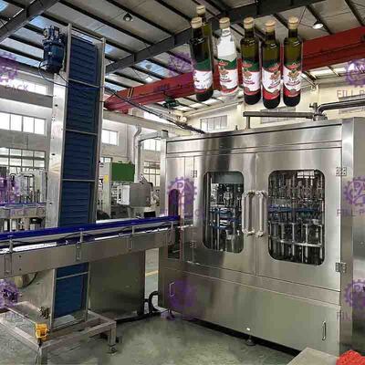 Máquina de engarrafamento minúscula automática do ANIMAL DE ESTIMAÇÃO da pressão negativa para o molho de soja