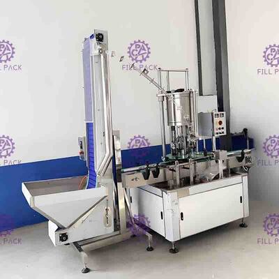 Selagem da garrafa do parafuso do ANIMAL DE ESTIMAÇÃO de 4 cabeças/tampar/máquina automáticas do capsulador