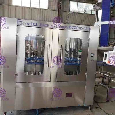 Vidro plástico carbonatado 3 do ANIMAL DE ESTIMAÇÃO da bebida da bebida em 1 máquina de engarrafamento/equipamento/linha/planta/sistema Monobloc