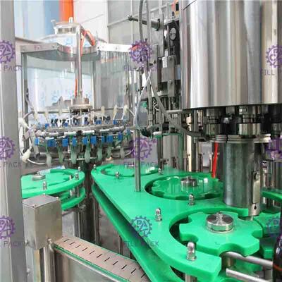 Vidro plástico carbonatado 3 do ANIMAL DE ESTIMAÇÃO do vinho do suco da água em 1 máquina de engarrafamento/equipamento/linha/planta/sistema Monobloc
