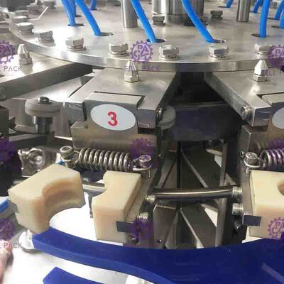 Vidro plástico carbonatado 3 do ANIMAL DE ESTIMAÇÃO do vinho do suco da água em 1 máquina de engarrafamento/equipamento/linha/planta/sistema Monobloc