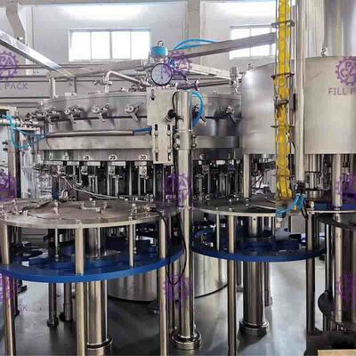 Máquina tampando de enchimento de lavagem