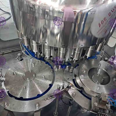 Máquina de engarrafamento automática da água potável, máquina de enchimento de alta velocidade