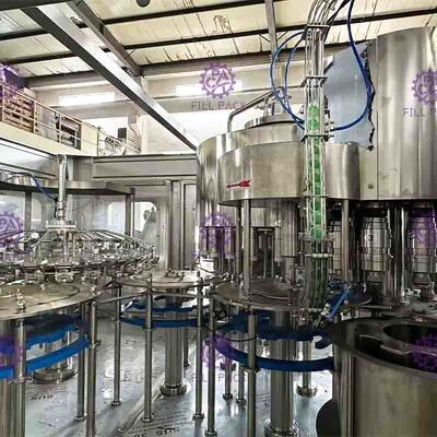 15000BPH coberto superior da máquina de enchimento 10 32 - 32 da água de Hygeian -