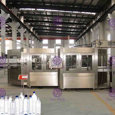 A grande capacidade engarrafou 3 em 1 processo preciso das cabeças da máquina de enchimento 60 da água