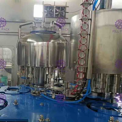 Sistema de engarrafamento 8000BPH do equipamento da bebida da centralização