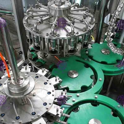 O contato SUS316 parte Juice Filling Machine apropriado para a mudança diferente da garrafa do tamanho