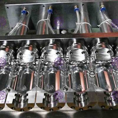 Cavidades plásticas da máquina de molde 8000BPH do sopro da garrafa do ANIMAL DE ESTIMAÇÃO 6 automáticas para beber