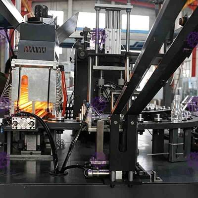 2 máquina automática completa da fabricação da garrafa do animal de estimação da cavidade 1.5l para produzir a garrafa carbonatada da bebida