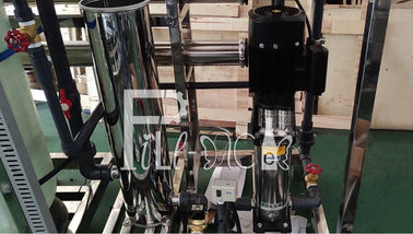 Máquina do tratamento de água potável do RO da osmose reversa de 500LPH Monoblock com filtro de FRP