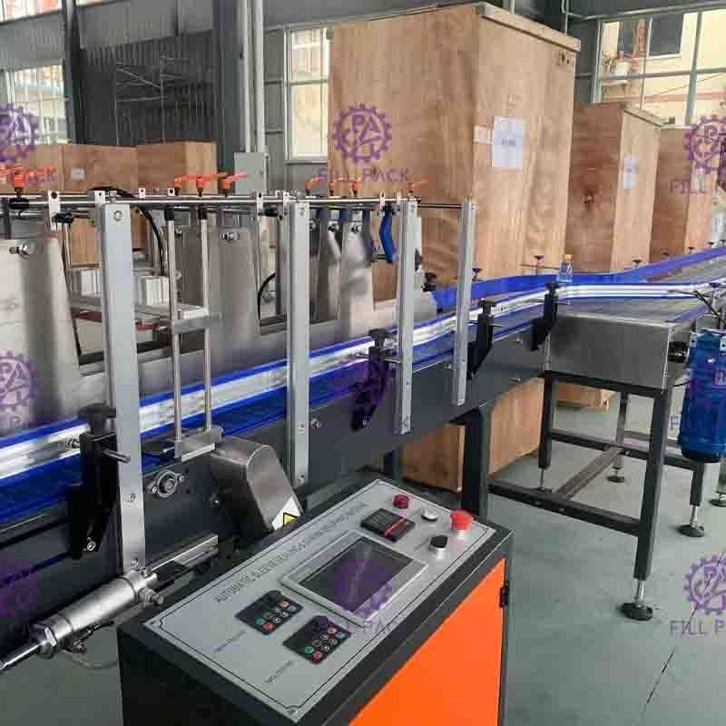 L automático tipo garrafa de vidro do ANIMAL DE ESTIMAÇÃO da bebida da água do envoltório do filme de psiquiatra do PE pode equipamento