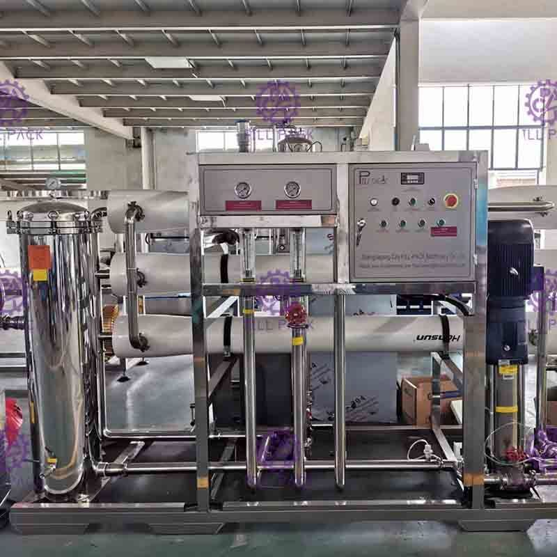 Sistema mineral do tratamento da água da filtragem do esterilizador UV com os tanques de armazenamento de aço inoxidável da água