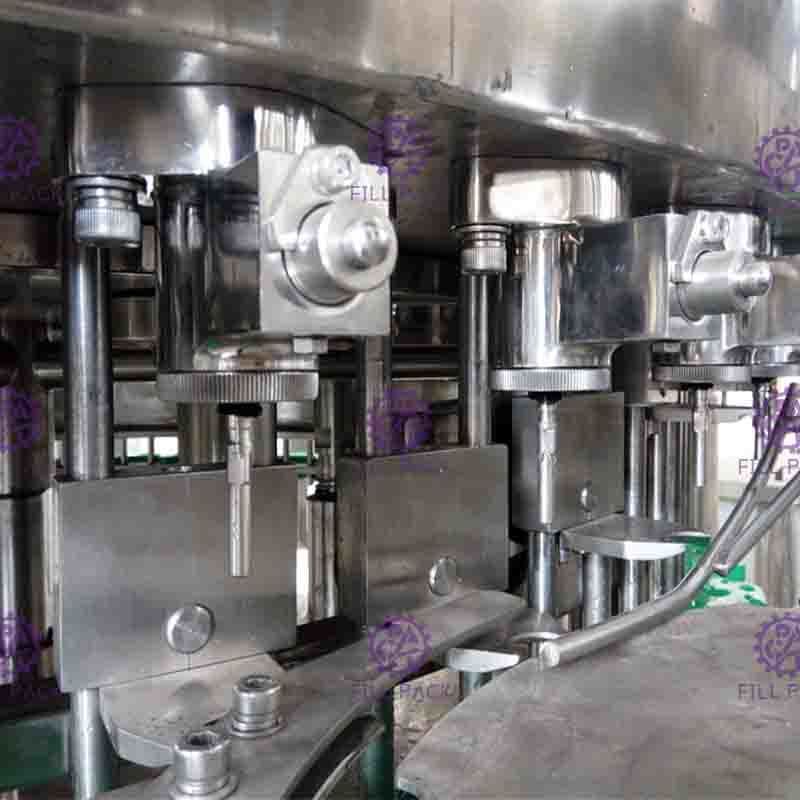 Vidro plástico 3 do ANIMAL DE ESTIMAÇÃO em 1 máquina de engarrafamento da água da bebida da bebida da soda/equipamento/linha/planta/sistema Monobloc