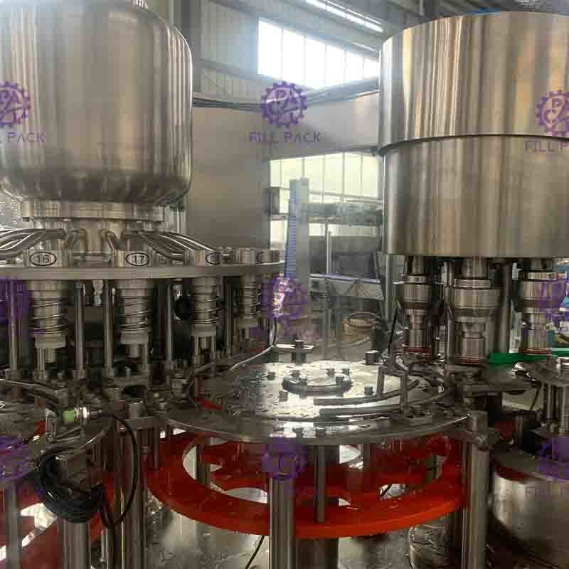 Monoblock 3 em 1 máquina de enchimento quente do chá da garrafa do animal de estimação 10000BPH