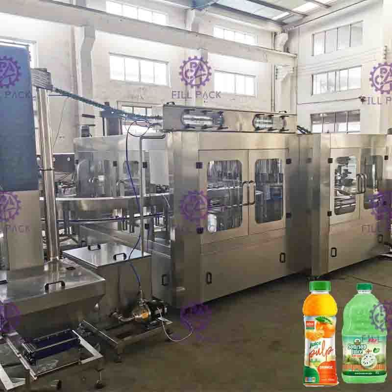 Monoblock que lava o equipamento plástico da garrafa de Juice Filling Capping Machine CGF32-32-10